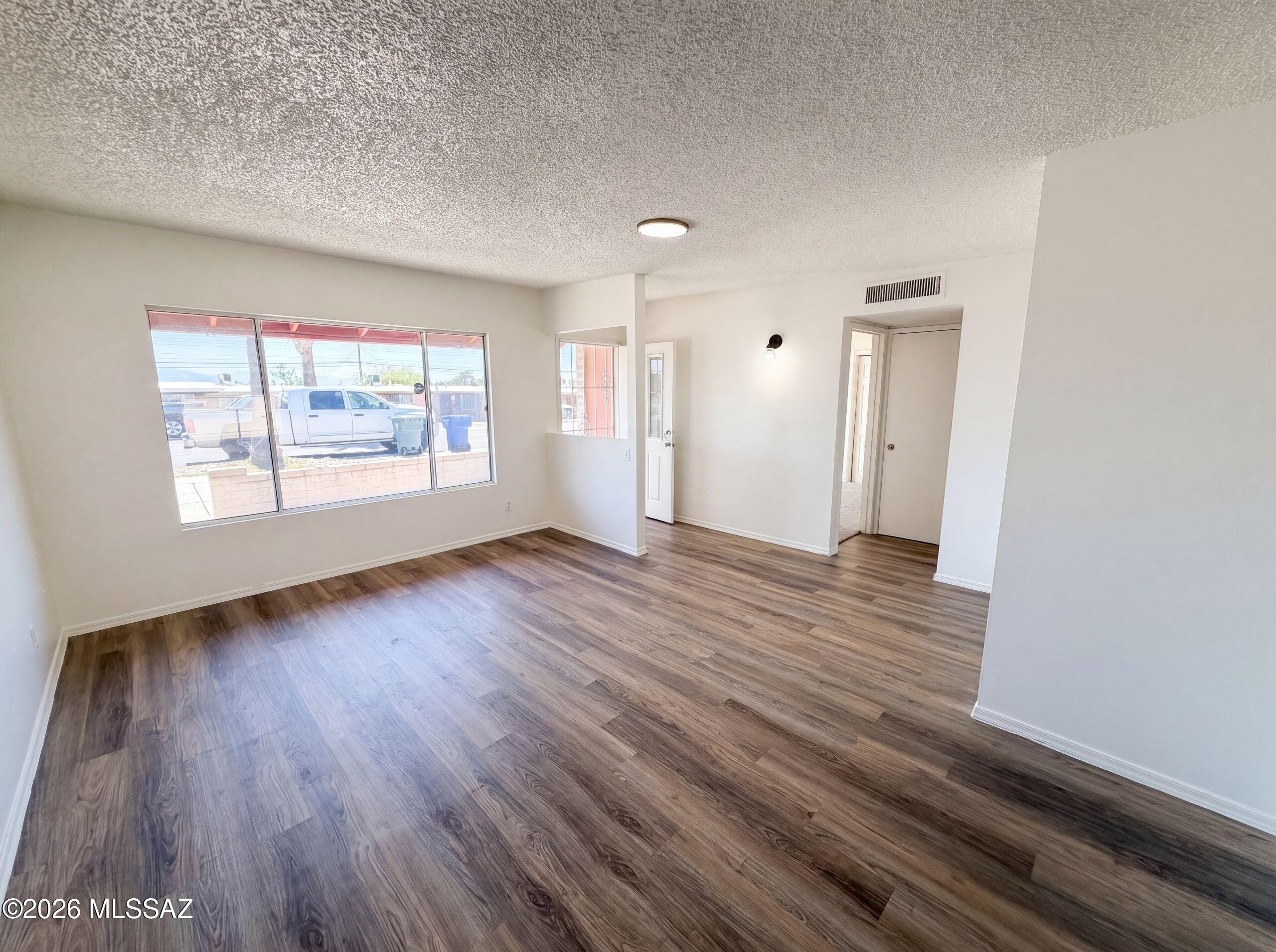 2704 South Lands End Road Tucson, AZ 85713 - Photo 8 of 18 listing_7