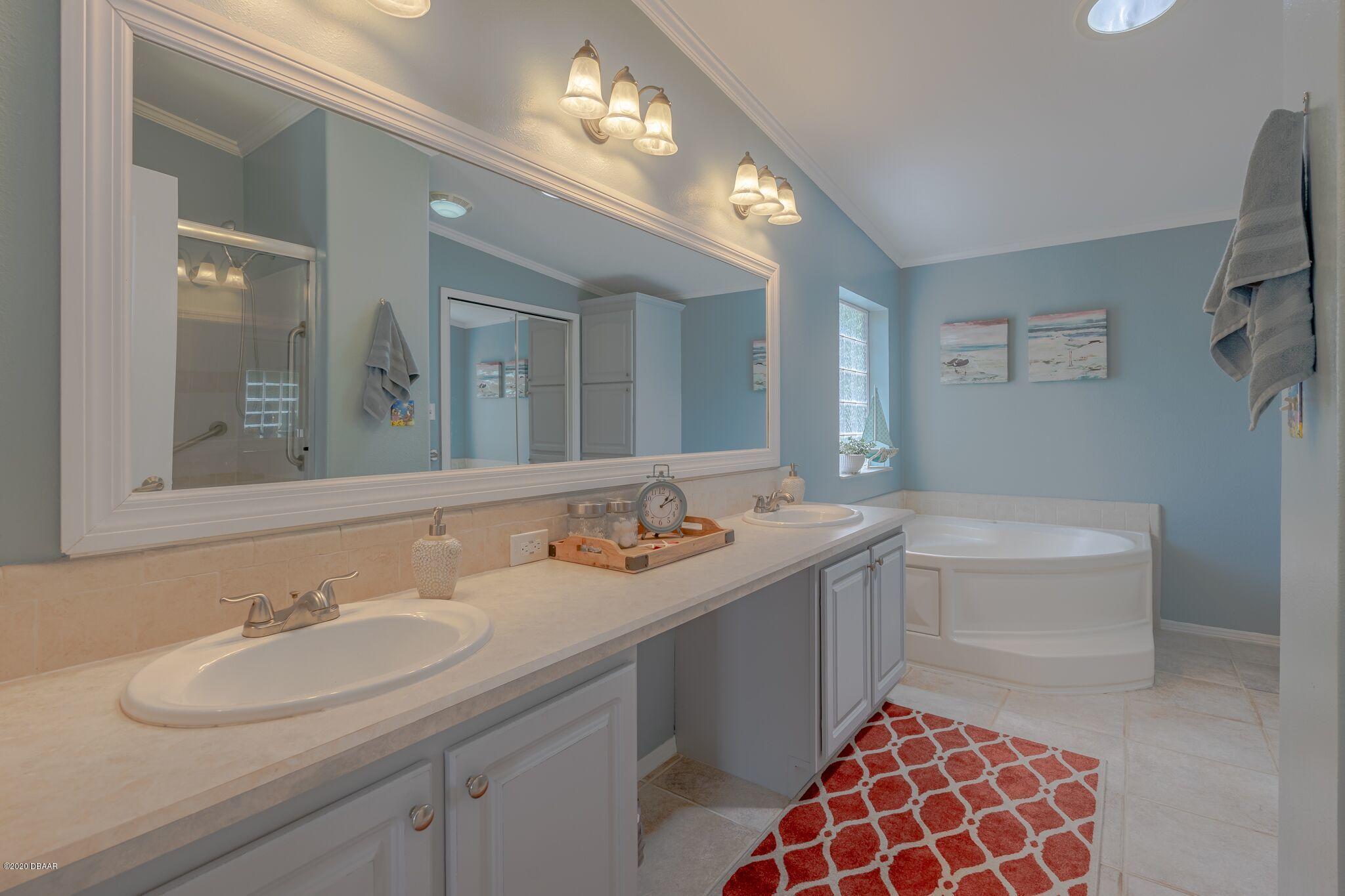 775 Navigators Way Edgewater, FL 32141 - Photo 16 of 51 Master Bath