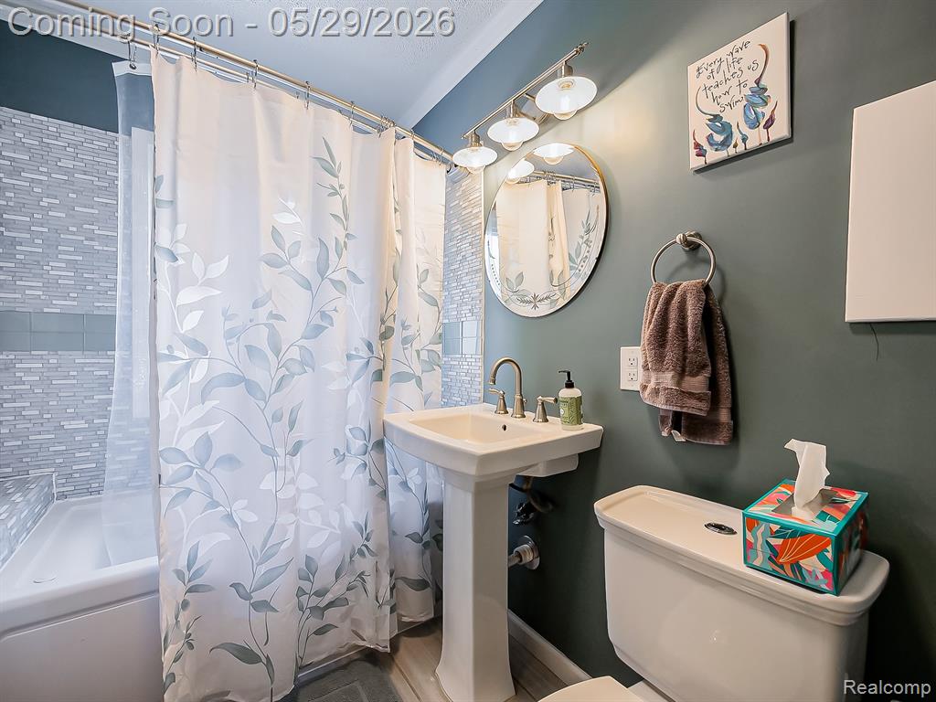 415 Meridan Street Dearborn, MI 48124 - Photo 20 of 35