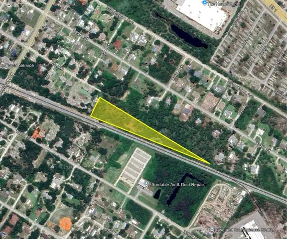 a view of an outdoor space