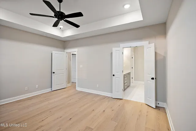 $396,900 | 928 Coahoma Court, Nesbit, MS 38651