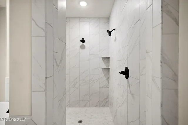 $396,900 | 928 Coahoma Court, Nesbit, MS 38651