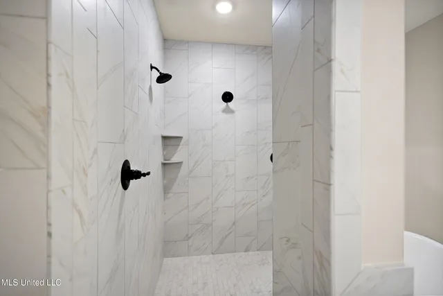 $396,900 | 928 Coahoma Court, Nesbit, MS 38651