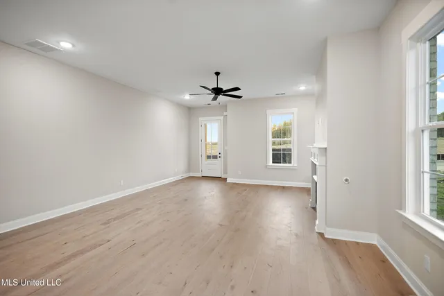 $396,900 | 928 Coahoma Court, Nesbit, MS 38651