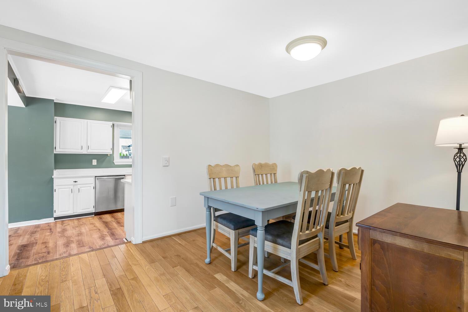 341 East G Street Purcellville, VA 20132 - Photo 6 of 68 Dining Room