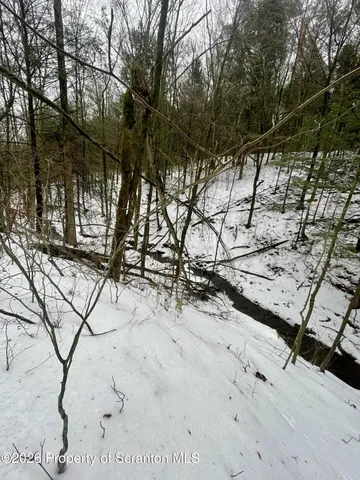 $699,000 | 33 Arrowhead Road, Little Meadows, PA 18830