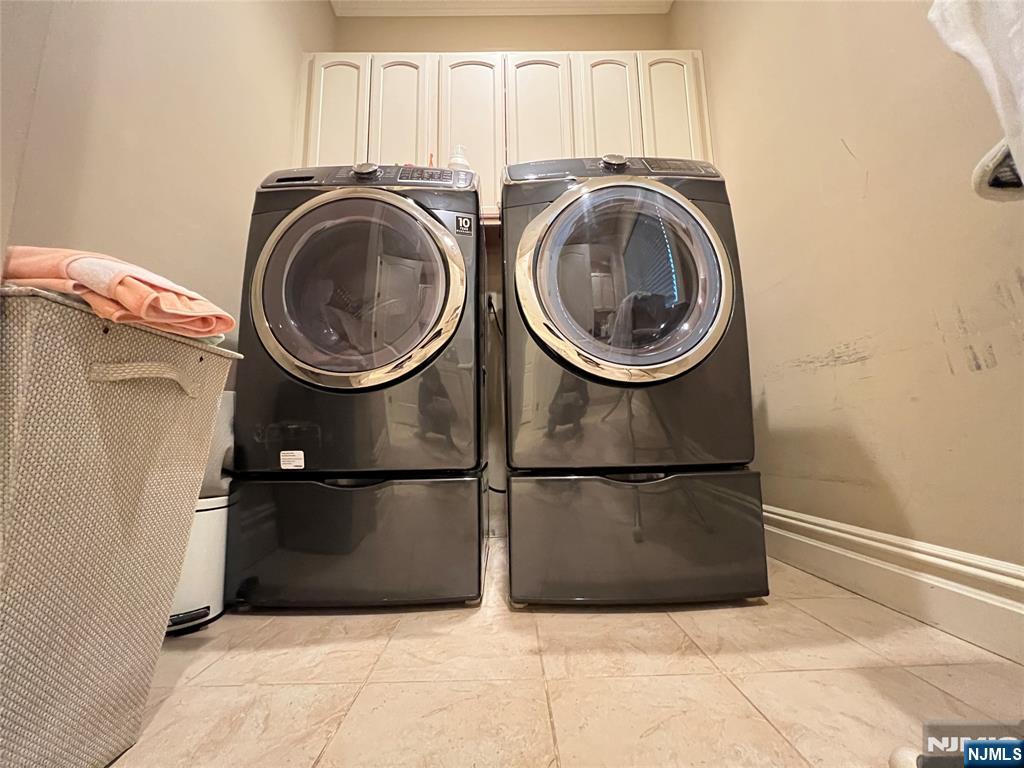 22 Reiner Place Englewood Cliffs, NJ 07632 - Photo 35 of 37 a view of washer and dryer