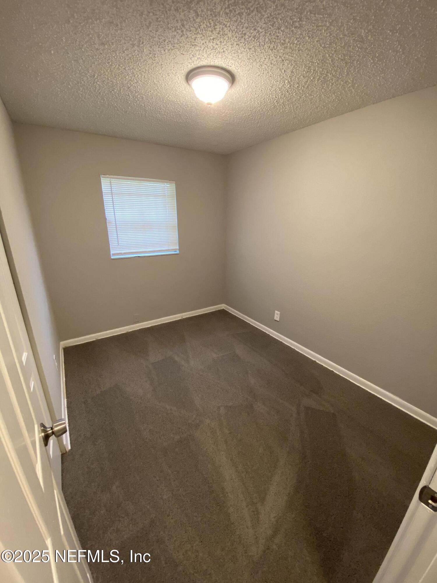 9443 Sibbald Road Jacksonville, FL 32208 - Photo 8 of 17 IMG_5613