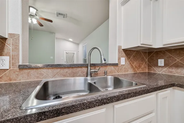 a close view of sink and tap