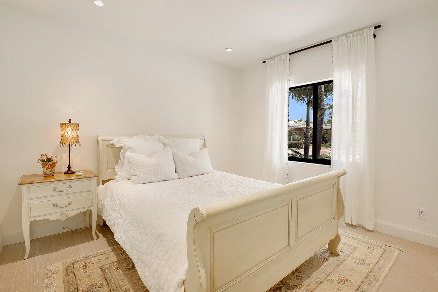 784 Northeast 71st Street Boca Raton, FL 33487 - Photo 24 of 39 784 NE 71st St Boca Raton FL-large-024-3