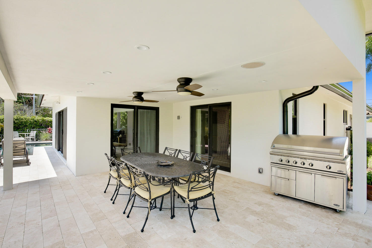 784 Northeast 71st Street Boca Raton, FL 33487 - Photo 27 of 39 784 NE 71st St Boca Raton FL-large-027-1