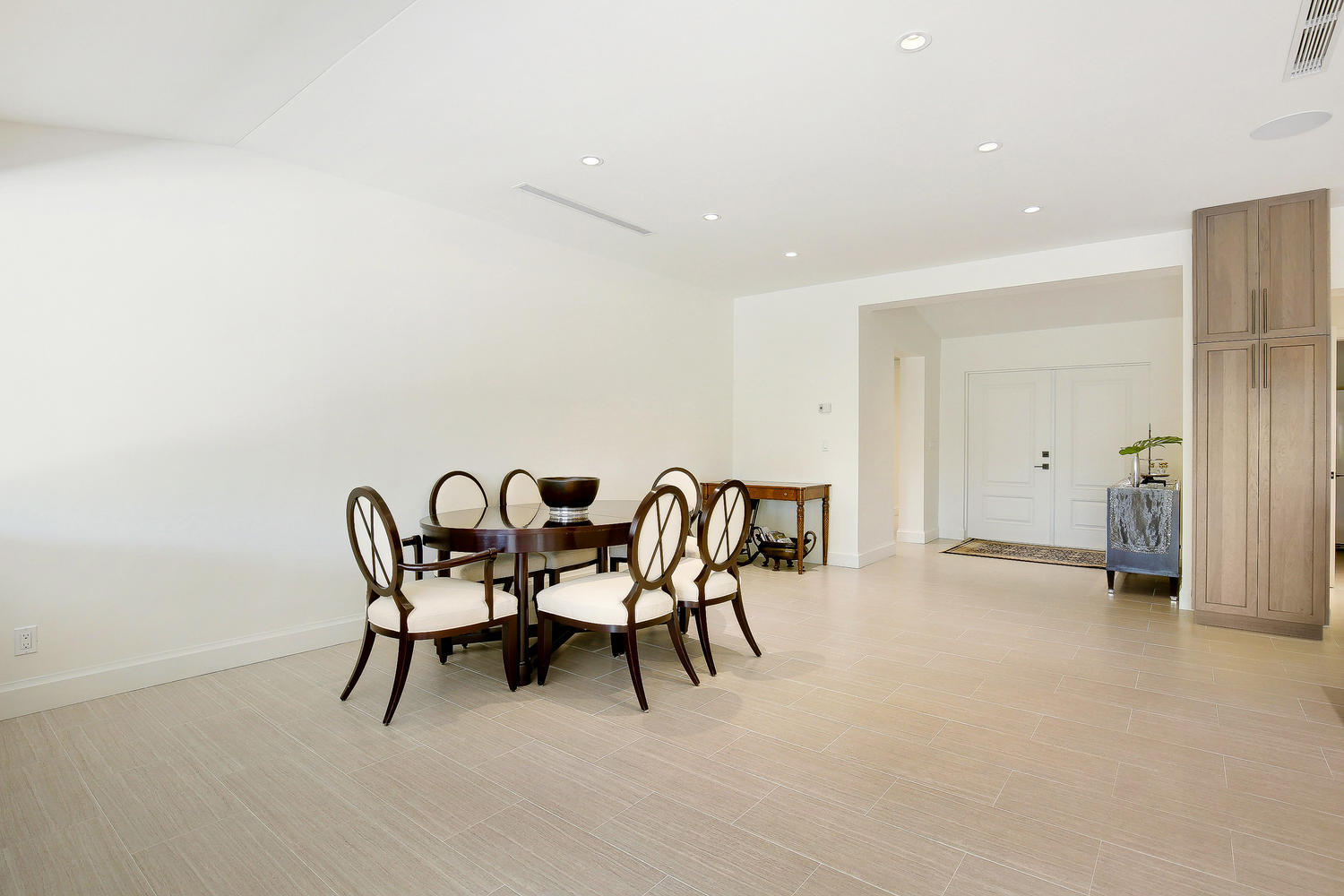 784 Northeast 71st Street Boca Raton, FL 33487 - Photo 5 of 39 784 NE 71st St Boca Raton FL-large-005-1