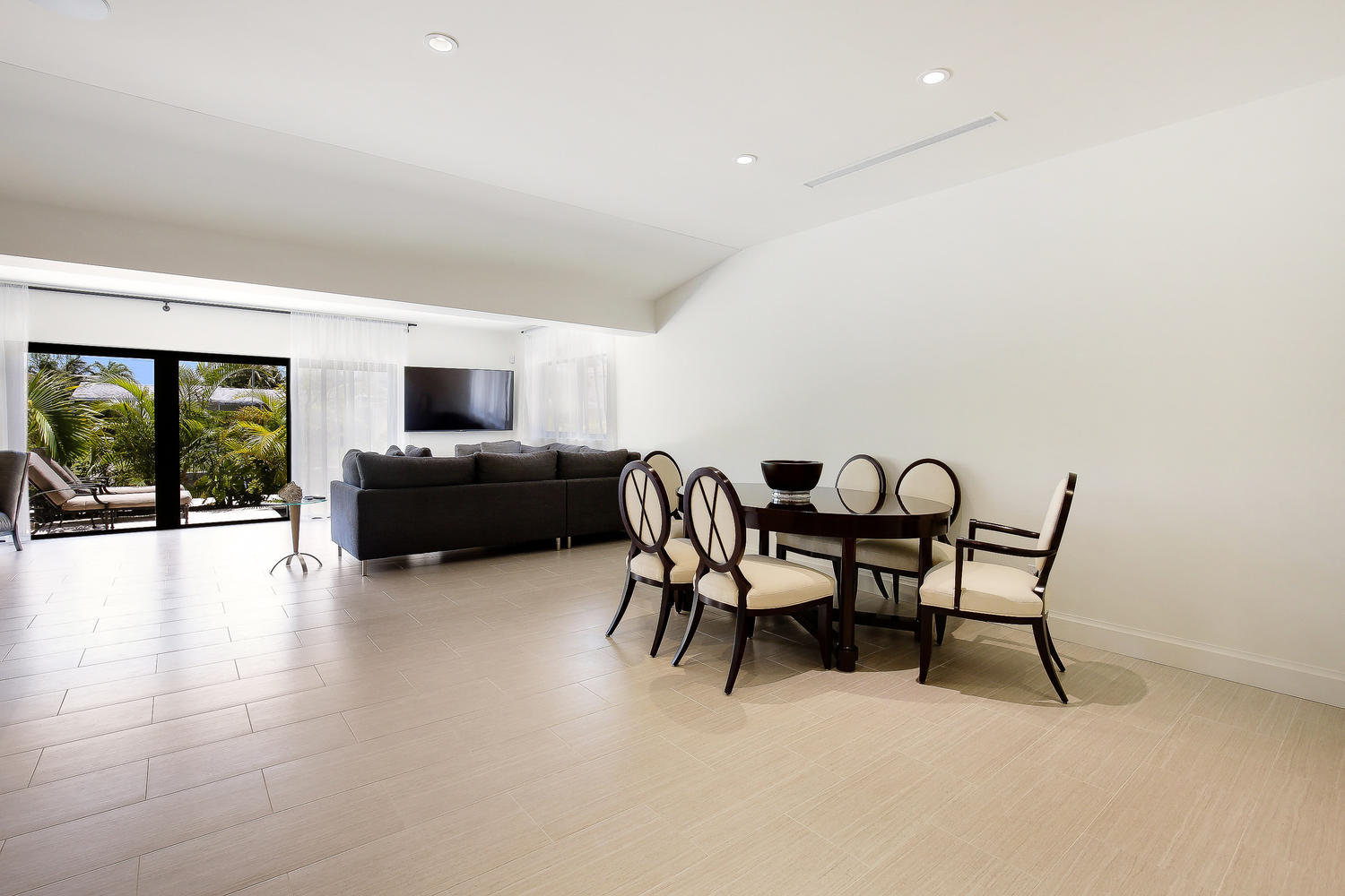 784 Northeast 71st Street Boca Raton, FL 33487 - Photo 6 of 39 784 NE 71st St Boca Raton FL-large-006-4