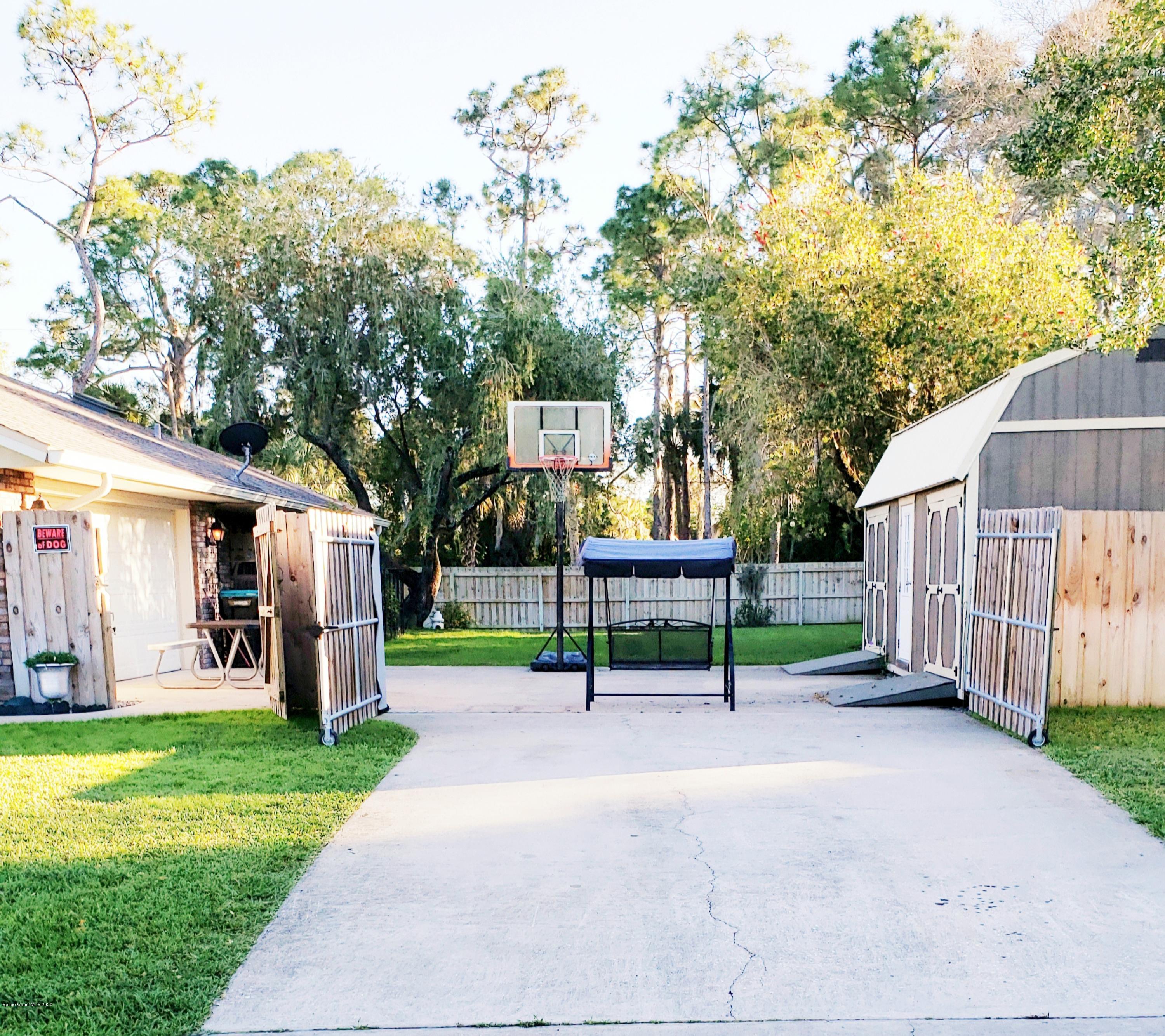 416 Hurst Road Northeast Palm Bay, FL 32907 - Photo 5 of 25 05