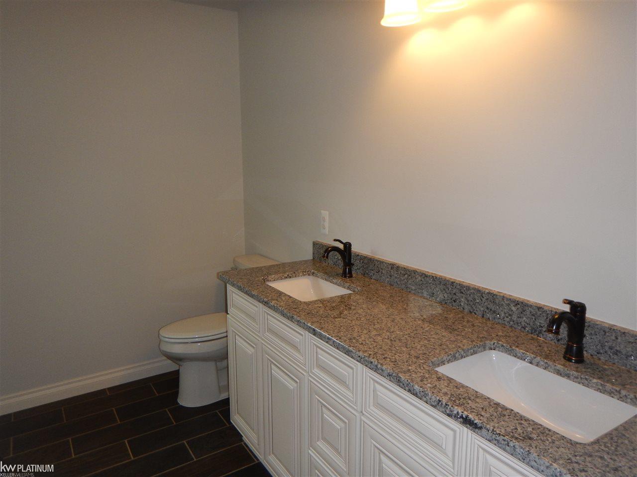 9336 Folkert Road Algonac, MI 48001 - Photo 10 of 14 31304358-9.JPG