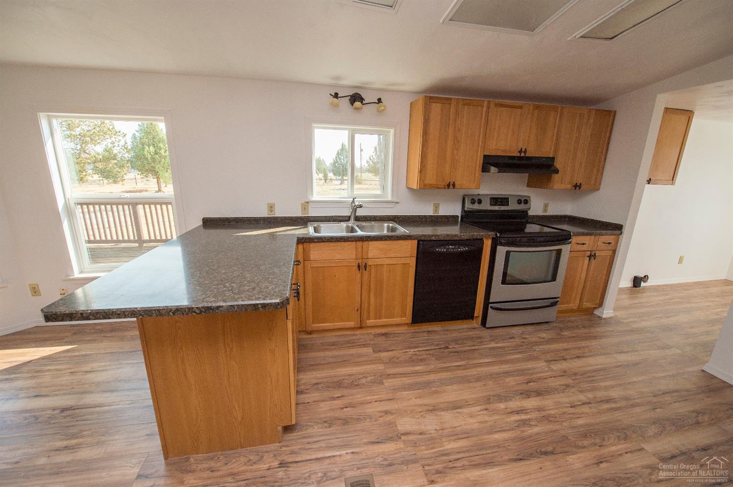 7135 Southwest Onyx Road Terrebonne, OR 97760 - Photo 3 of 24 Additional Photo
