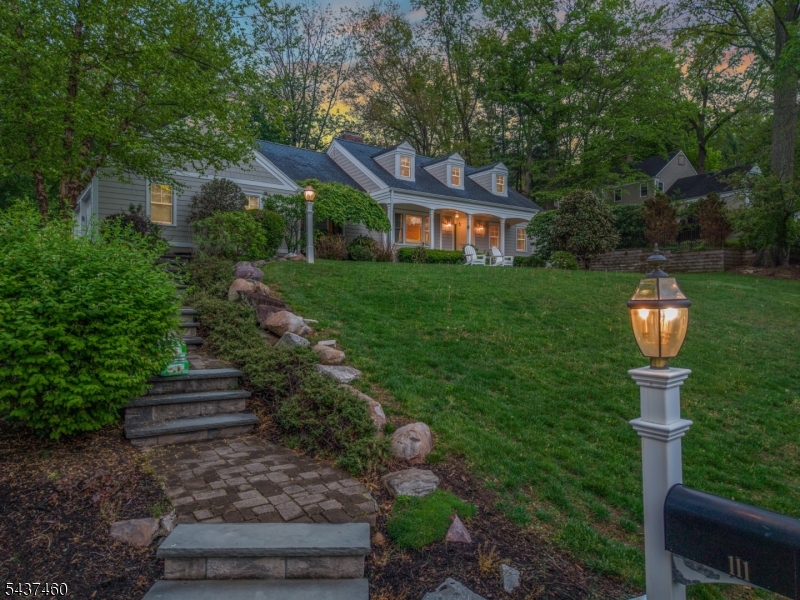 111 Westminster Road Chatham, NJ 07928 - Photo 6 of 42