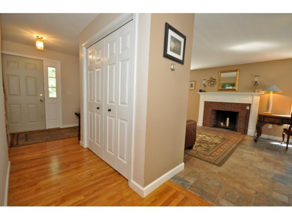 8 Emerson Road Durham, NH 03824 - Photo 6 of 31