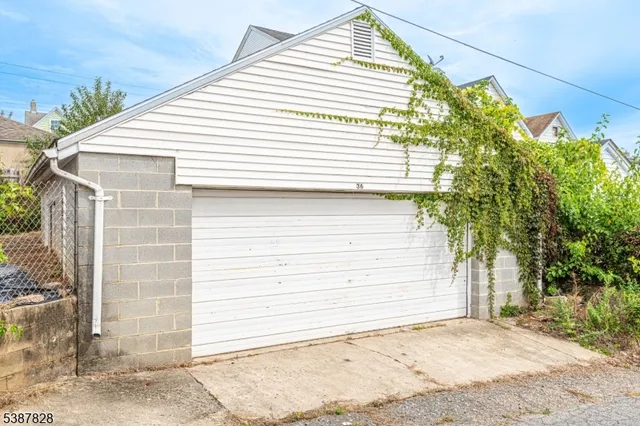 a view of a house with a garage
