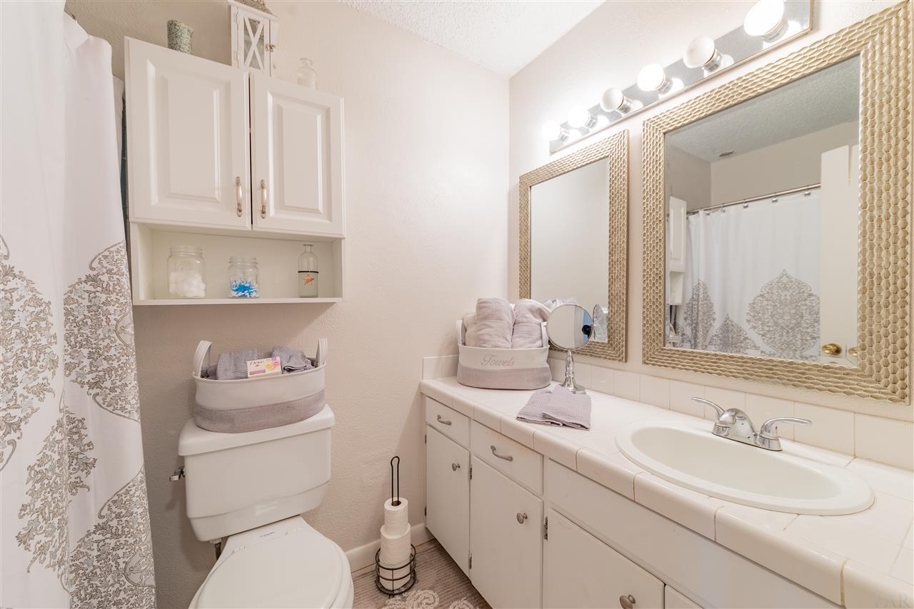 4700 Hamilton Bridge Road Pace, FL 32571 - Photo 4 of 31 Gallery Image 4