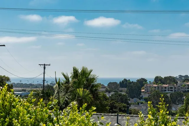 $1,325,000 | 811 Highland Drive, Solana Beach, CA 92075