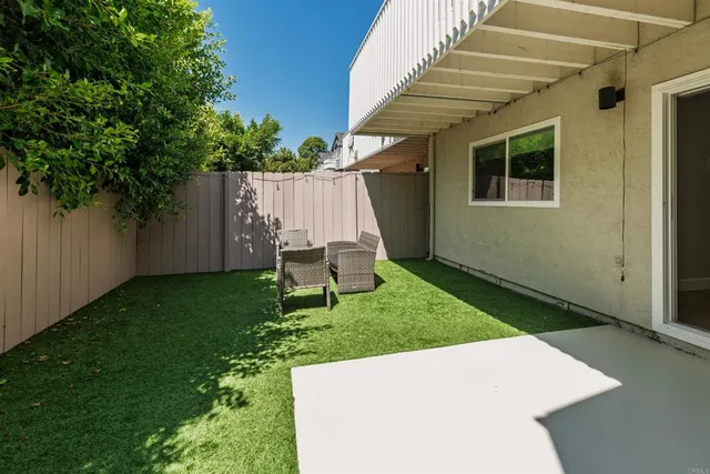 $1,325,000 | 811 Highland Drive, Solana Beach, CA 92075