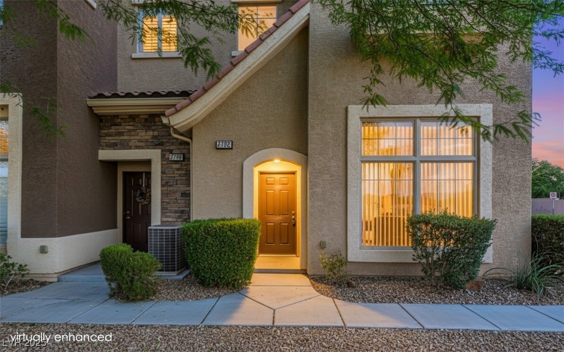 2792 Fountain Ridge Lane Henderson, NV 89074 - Photo 2 of 47