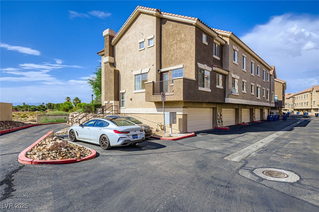 2792 Fountain Ridge Lane Henderson, NV 89074 - Photo 29 of 47