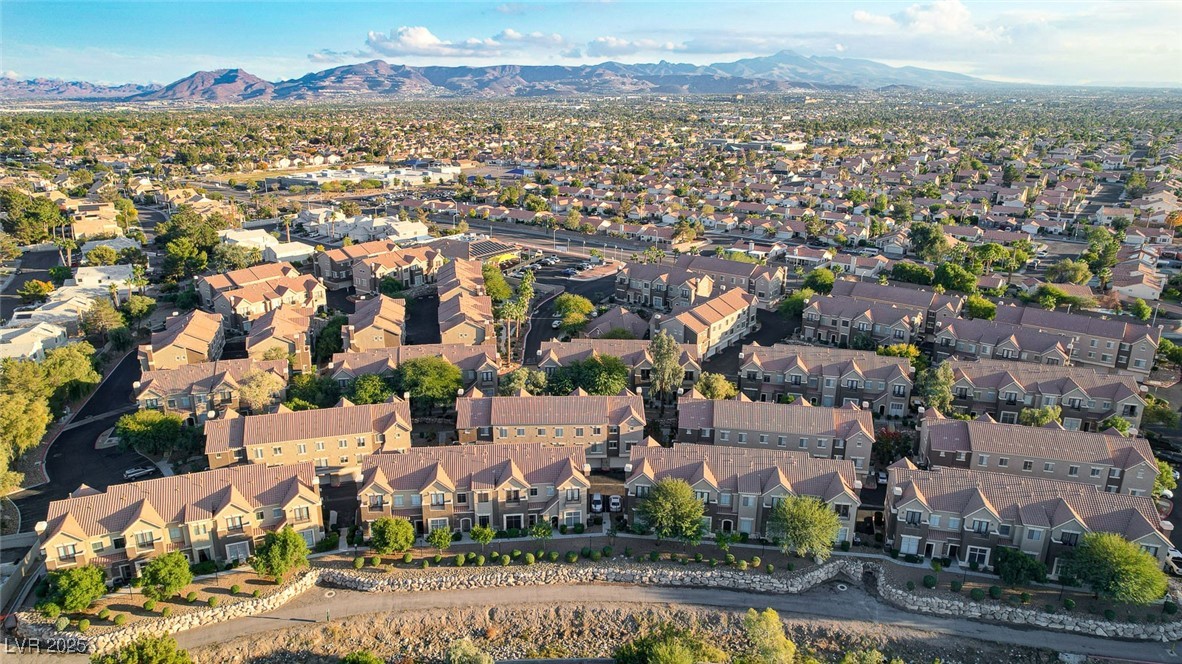 2792 Fountain Ridge Lane Henderson, NV 89074 - Photo 36 of 47