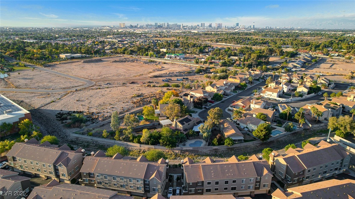 2792 Fountain Ridge Lane Henderson, NV 89074 - Photo 37 of 47