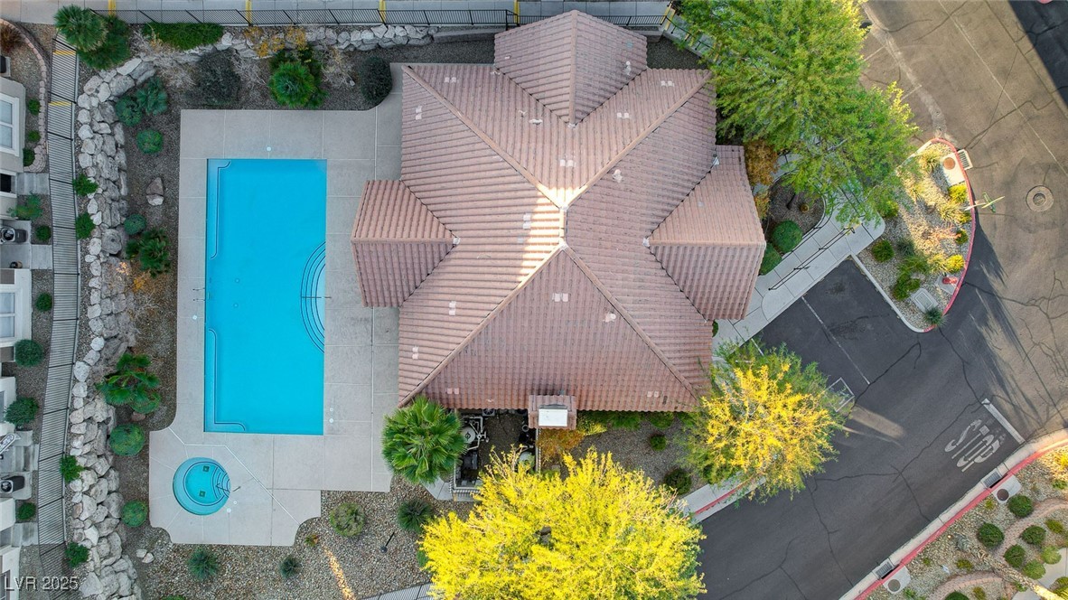 2792 Fountain Ridge Lane Henderson, NV 89074 - Photo 39 of 47