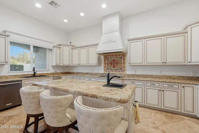 $3,000 | 5399 South Via De Rico, Gold Canyon, AZ 85118