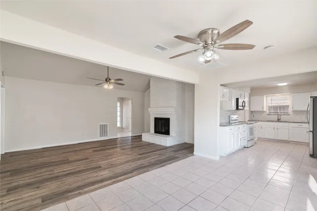 $2,075 | 22115 Fincastle Drive, Katy, TX 77450