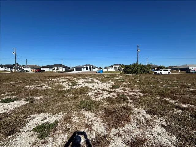 $127,000 | 110 Northwest 6th Street, Cape Coral, FL 33993