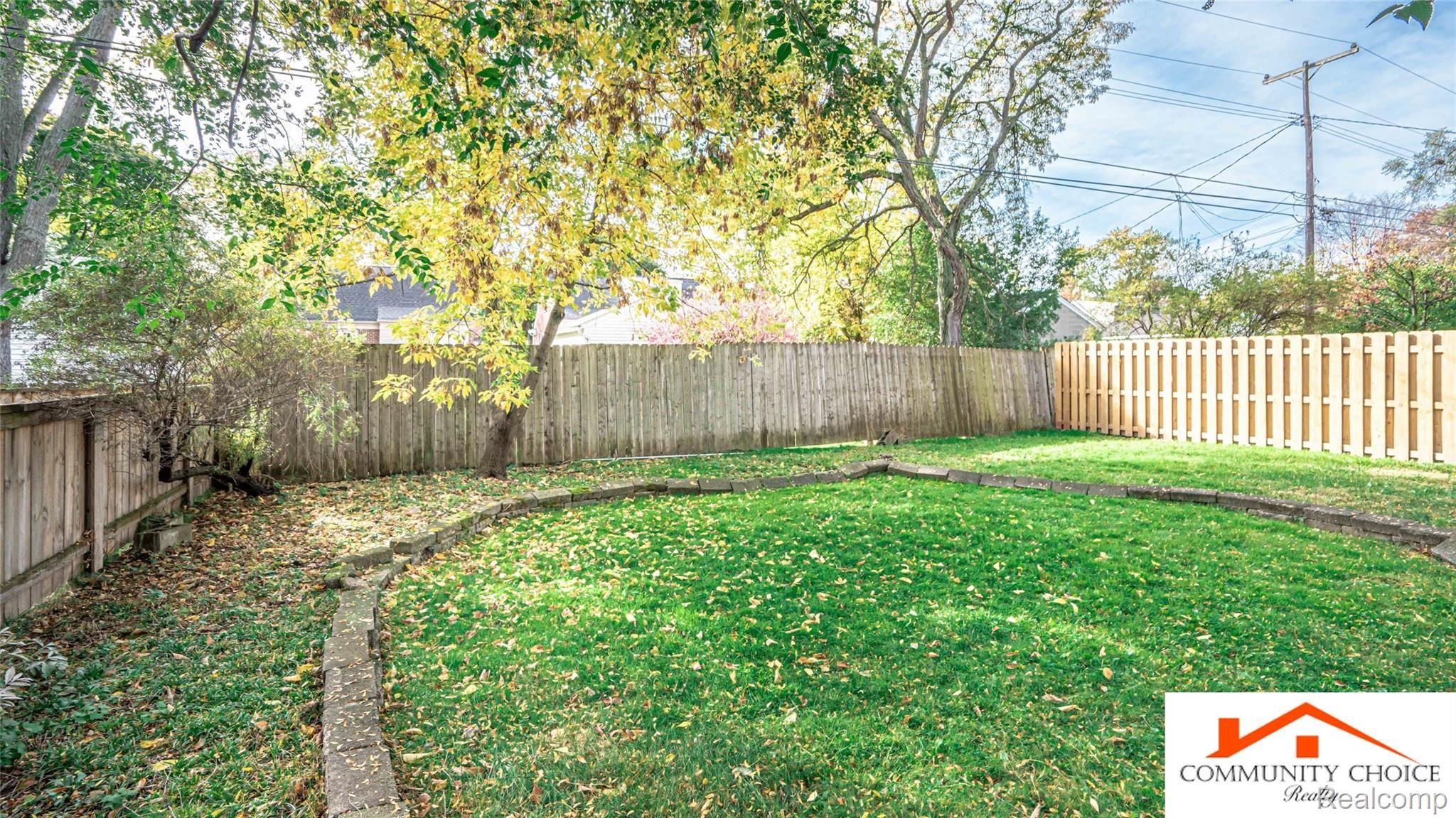2758 Windemere Road Birmingham, MI 48009 - Photo 53 of 62 023_70.jpg