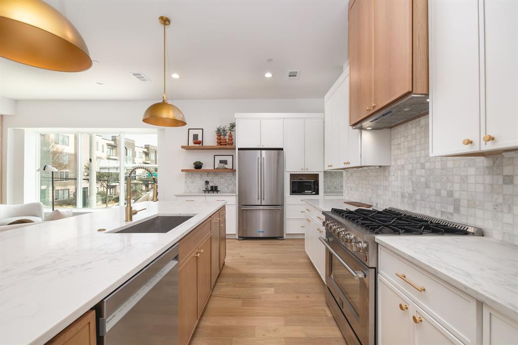 4303 Cedar Springs Road, Unit 105 Dallas, TX 75219 - Photo 8 of 36