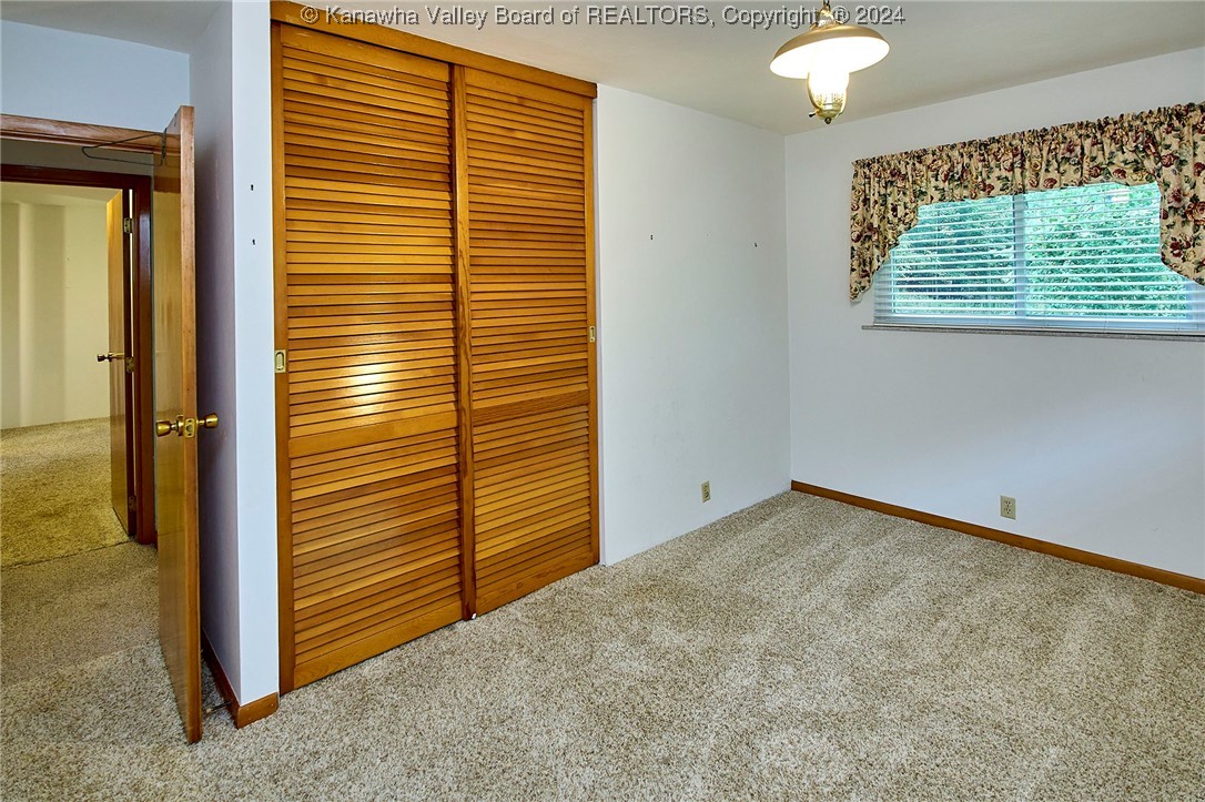 312 Bills Creek Road Winfield, WV 25213 - Photo 8 of 45 Gallery Image 8