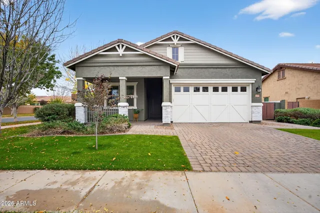 $700,000 | 3075 East Appaloosa Road, Gilbert, AZ 85296