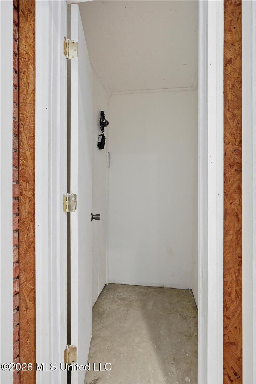 1124 Perrett Road Hazlehurst, MS 39083 - Photo 25 of 77 1124 Perrett Rd - Safe room