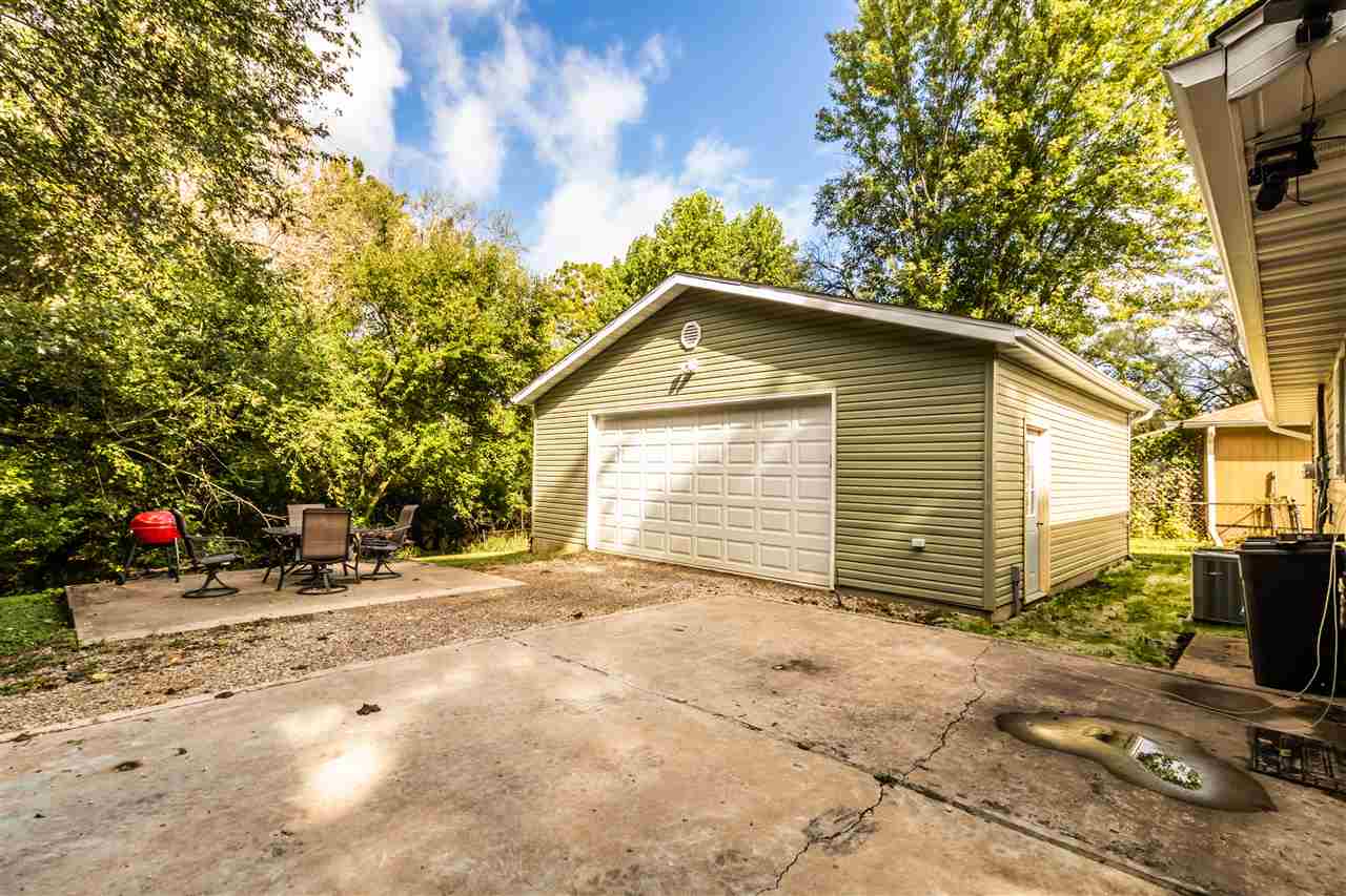 202 Frontenac Road Marquette Heights, IL 61554 - Photo 24 of 28 Gallery Image 24