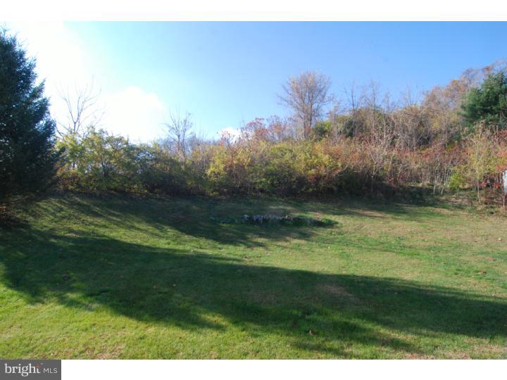 10 Sage Drive Sinking Spring, PA 19608 - Photo 3 of 25 Gallery Image 3
