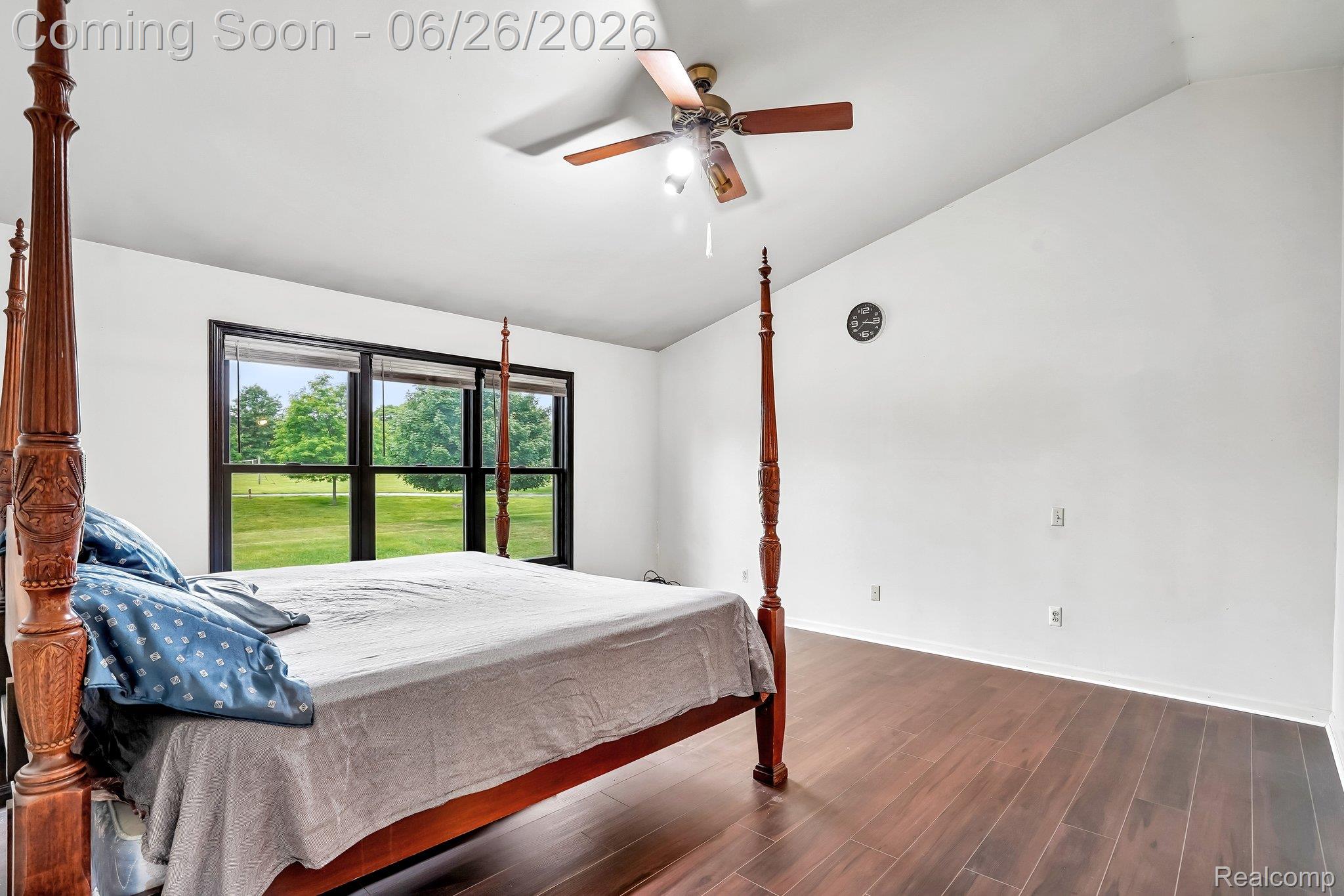 1687 Grandview Drive Rochester, MI 48306 - Photo 29 of 45 Primary bedroom suite with vaulted ceiling