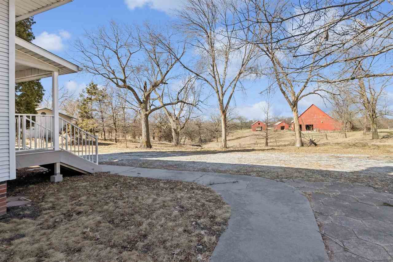 2096 Kestrel Ridge Southwest Oxford, IA 52322 - Photo 6 of 17 Gallery Image 6