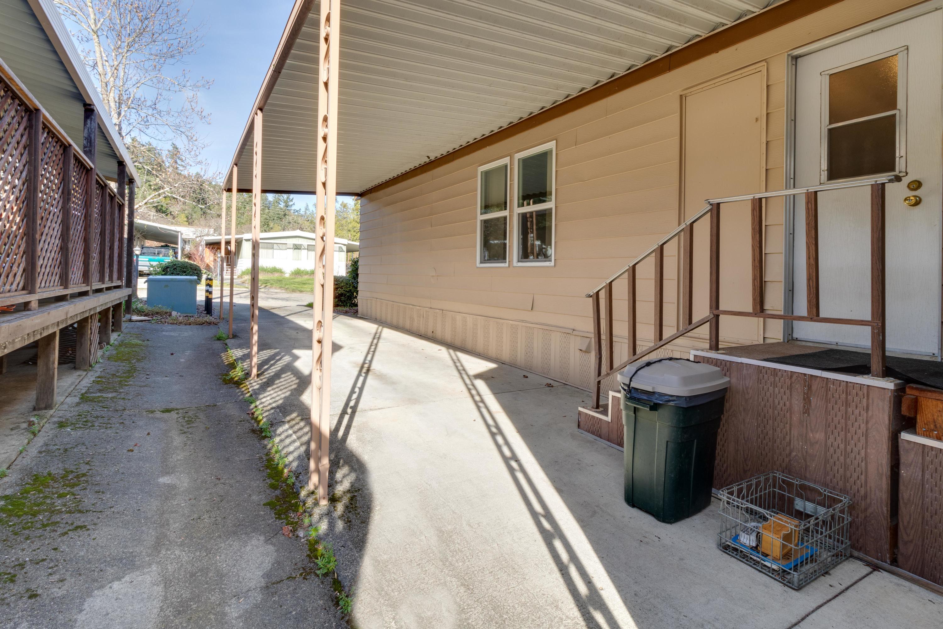 146 West Coast Road, Unit 27 Redway, CA 95560 - Photo 25 of 31