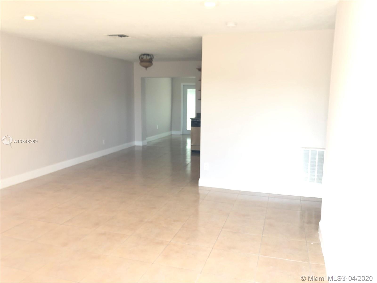 9401 Northwest 81st Manor Fort Lauderdale, FL 33321 - Photo 4 of 18