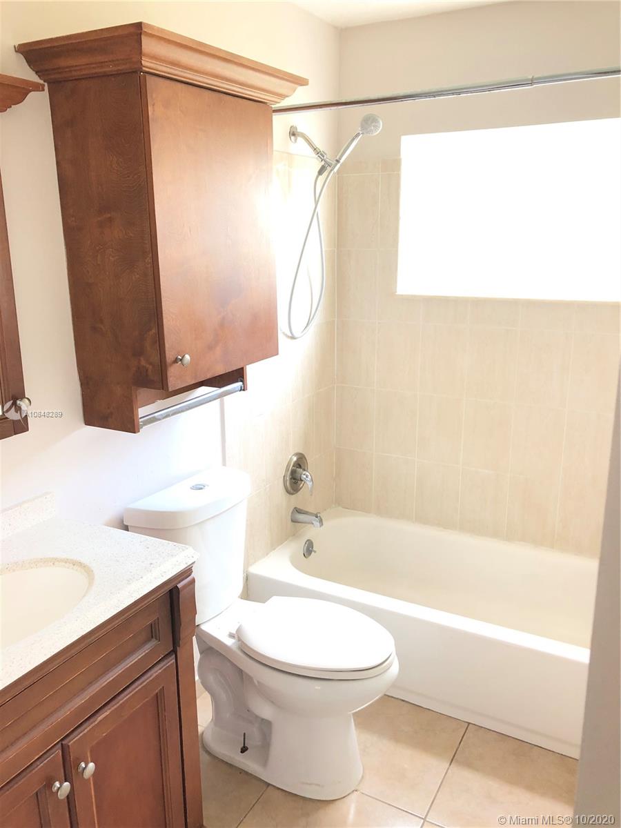 9401 Northwest 81st Manor Fort Lauderdale, FL 33321 - Photo 9 of 18