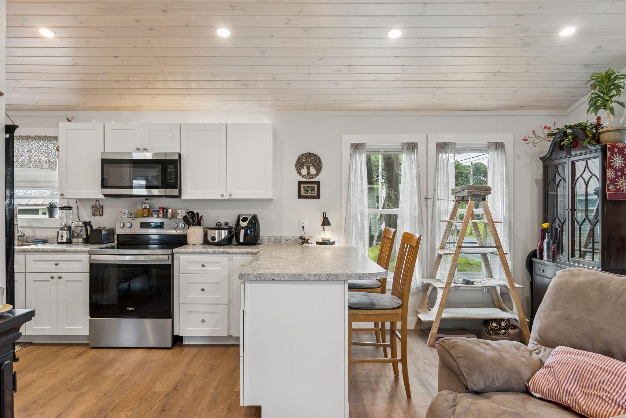 4 Broad Street Waterville, ME 04901 - Photo 7 of 38