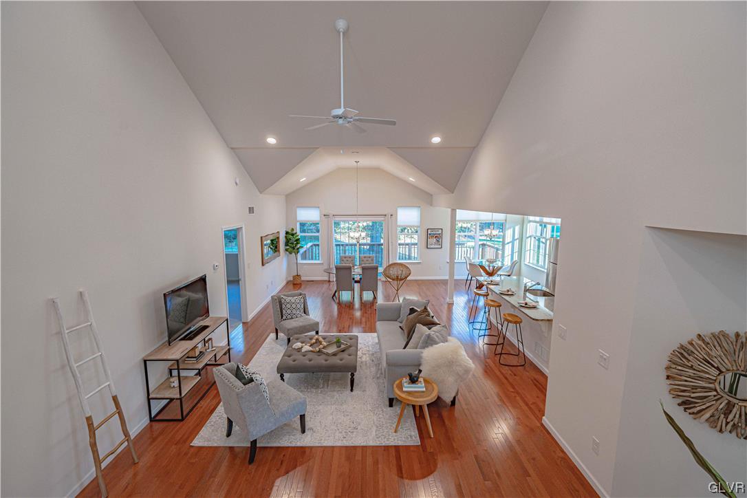 4088 Clearbrook Road Emmaus, PA 18049 - Photo 11 of 40