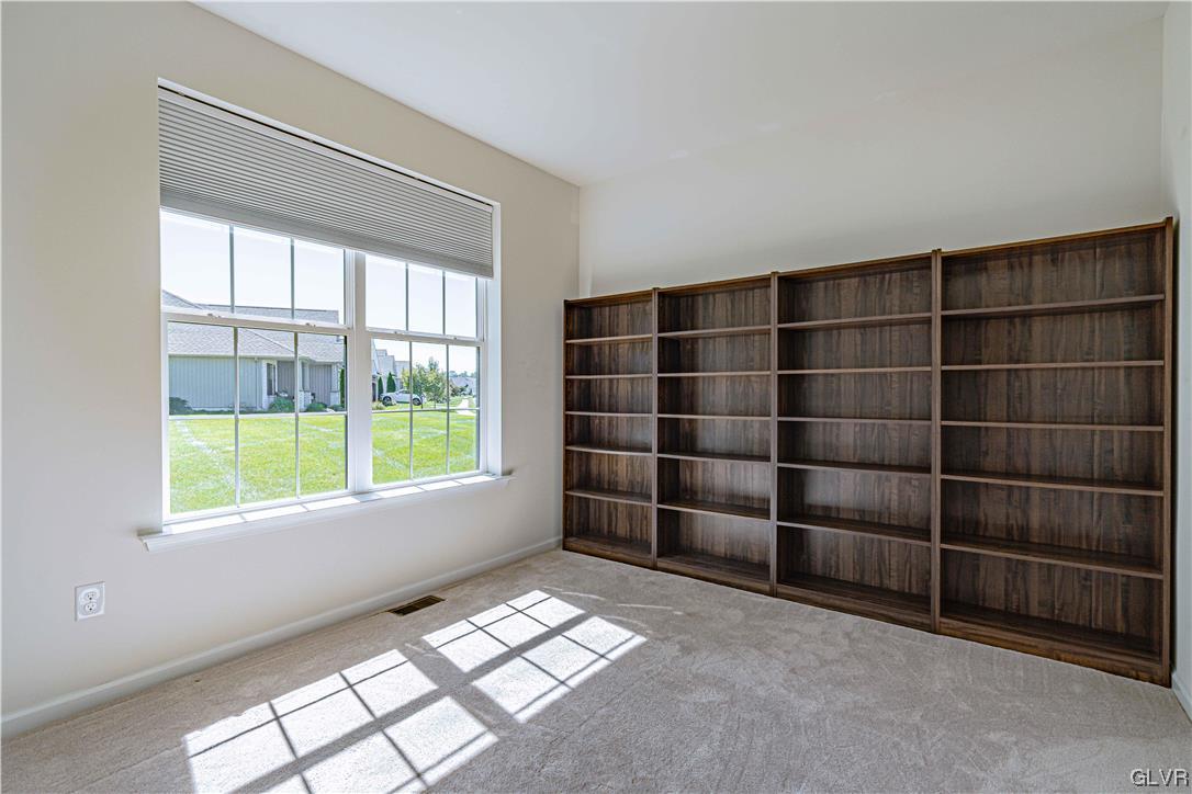 4088 Clearbrook Road Emmaus, PA 18049 - Photo 25 of 40