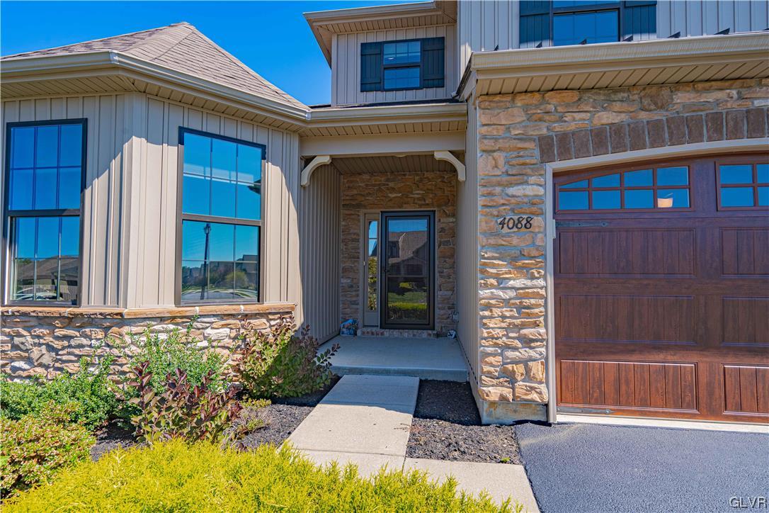 4088 Clearbrook Road Emmaus, PA 18049 - Photo 3 of 40